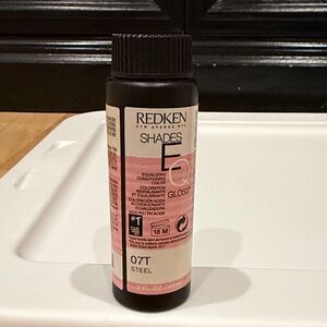 Redken Shades EQ Gloss 07T Steel Hair Toner